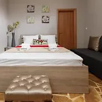度假居 Wooden House *
