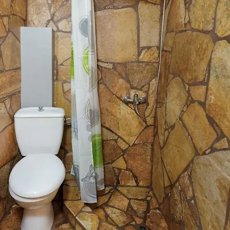 Wooden House بيت للعطل