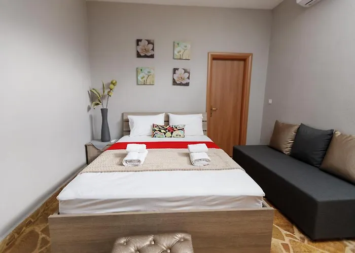 Wooden House Mesimérion