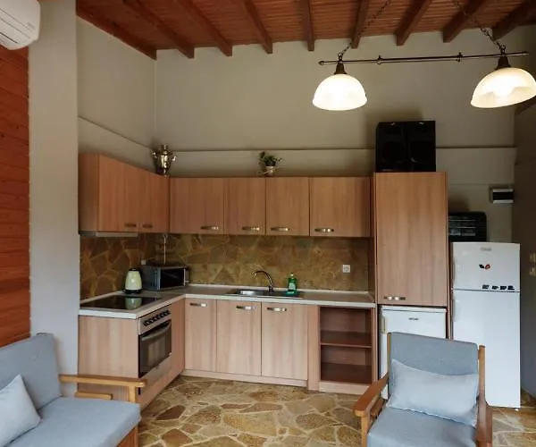 Wooden House Mesimérion