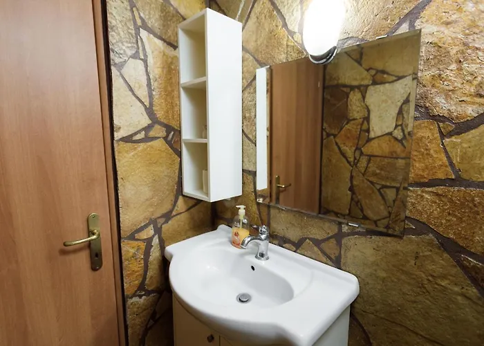 Wooden House Casa de Férias Mesimérion